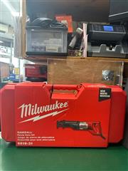 Milwaukee 6519-31 12A Corded SAWZALL Reciprocating Saw Kit